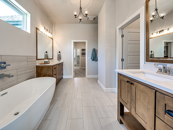 Free Standing Bathtub